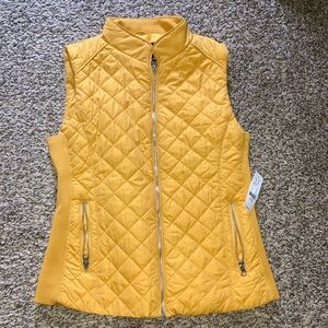 NY & COMPANY VEST NWT